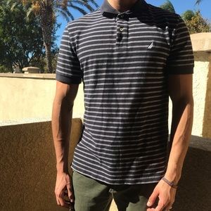 Black/white Nautica polo